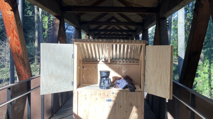 Photo of the unpainted coffee cart